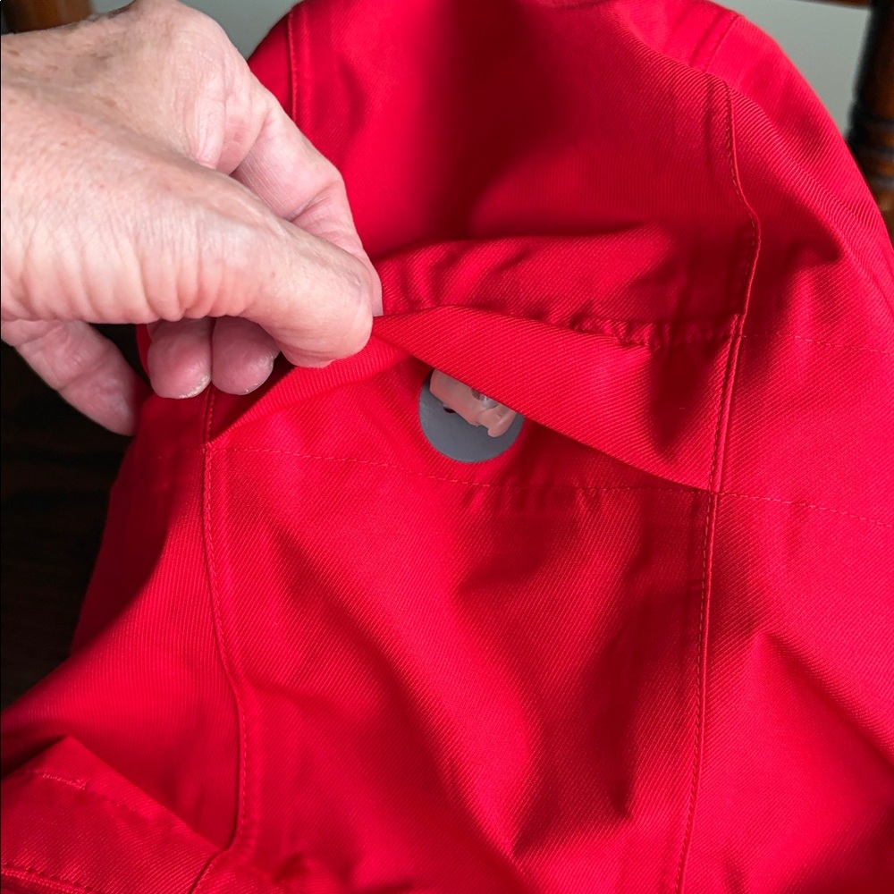 Vancouver 2010 Olympics Sunice CTV red/grey removable hood jacket EUC - Picture 14 of 15
